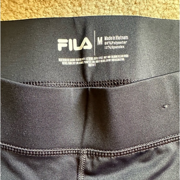 Fila Capri Women Black Medium M Mid Rise Pull On Activewear Yoga Compression - Picture 3 of 8